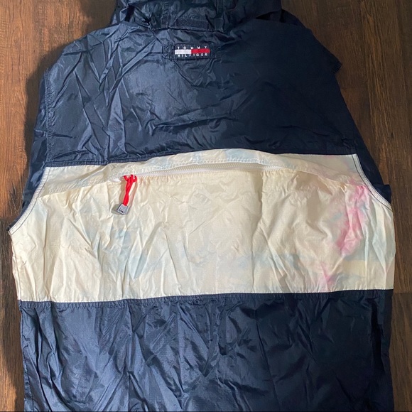 Vintage Tommy Hilfiger windbreaker - Picture 7 of 7